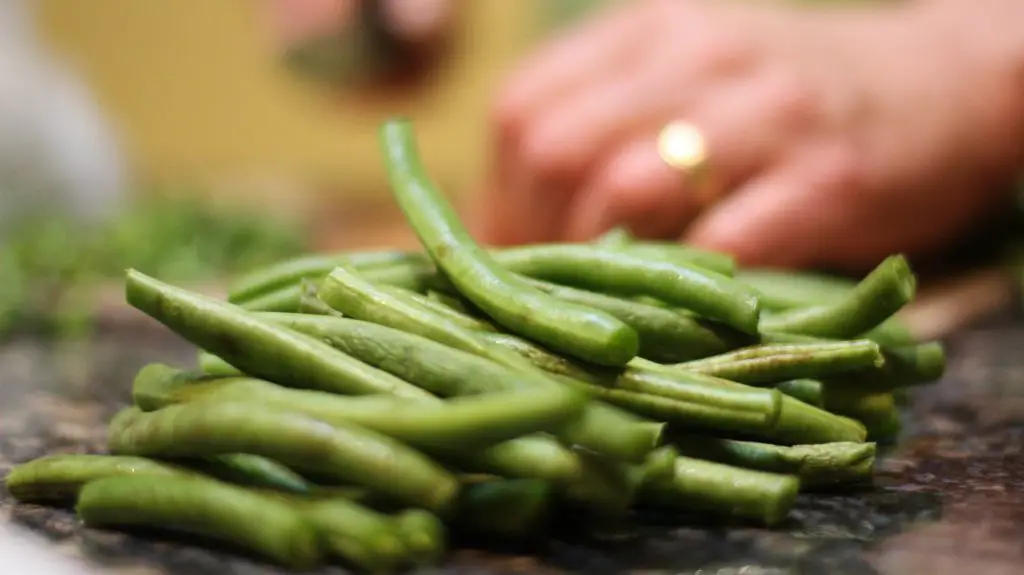 How Many Green Beans Does A Plant Produce? - Plan Your Patch 1 Can Of Green Beans Is How Many Cups