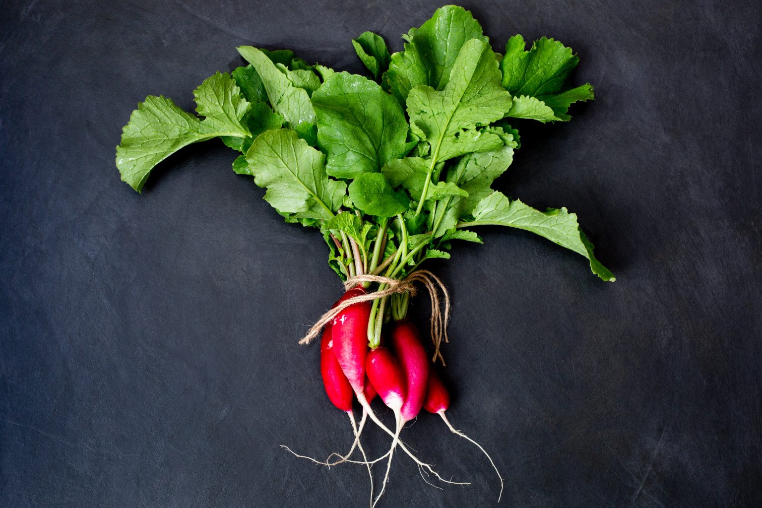» Are Radishes and Turnips The Same? (The Differences And Similarities)