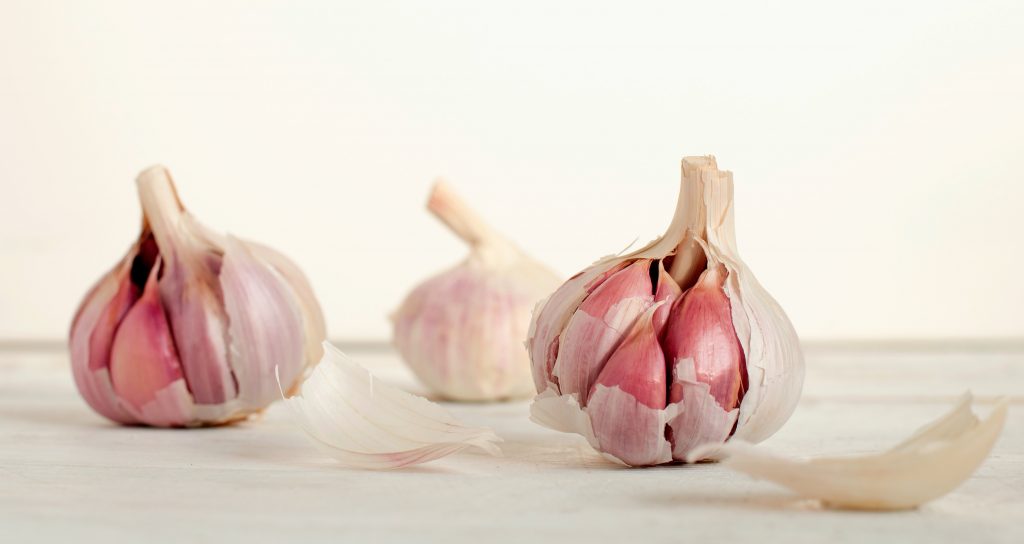 Garlic clove Vs Bulb: Are They The Same Thing?